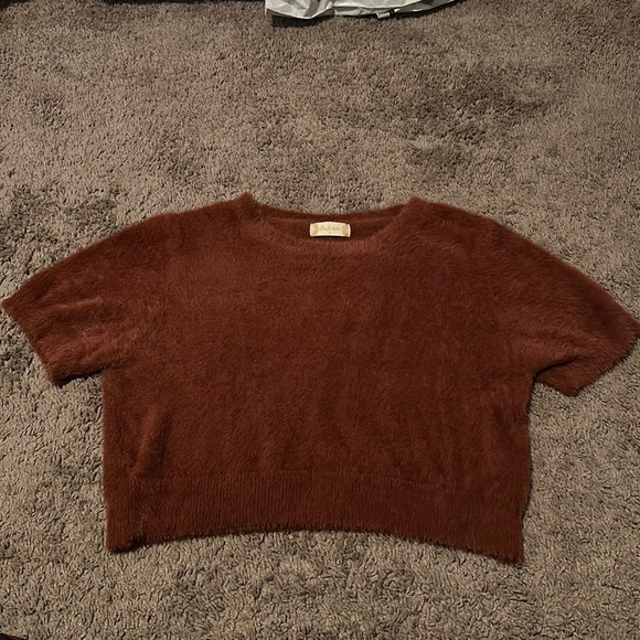 Light Brown soft cropped shirt - Picture 1 of 6